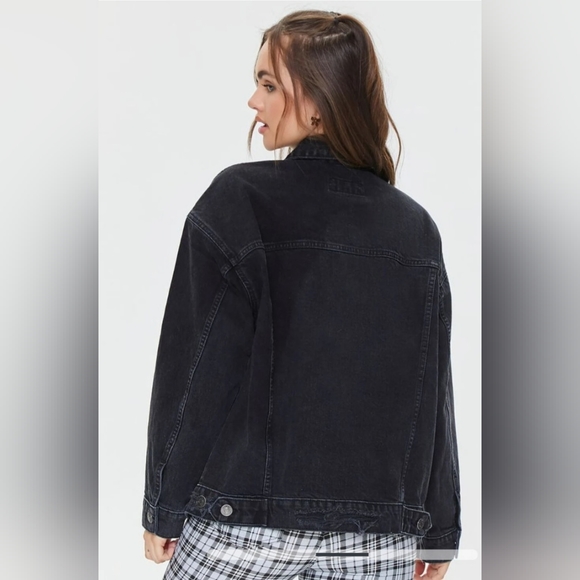 Basic Organically Grown Cotton Denim Jacket by Forever 21, size Medium - Picture 3 of 13